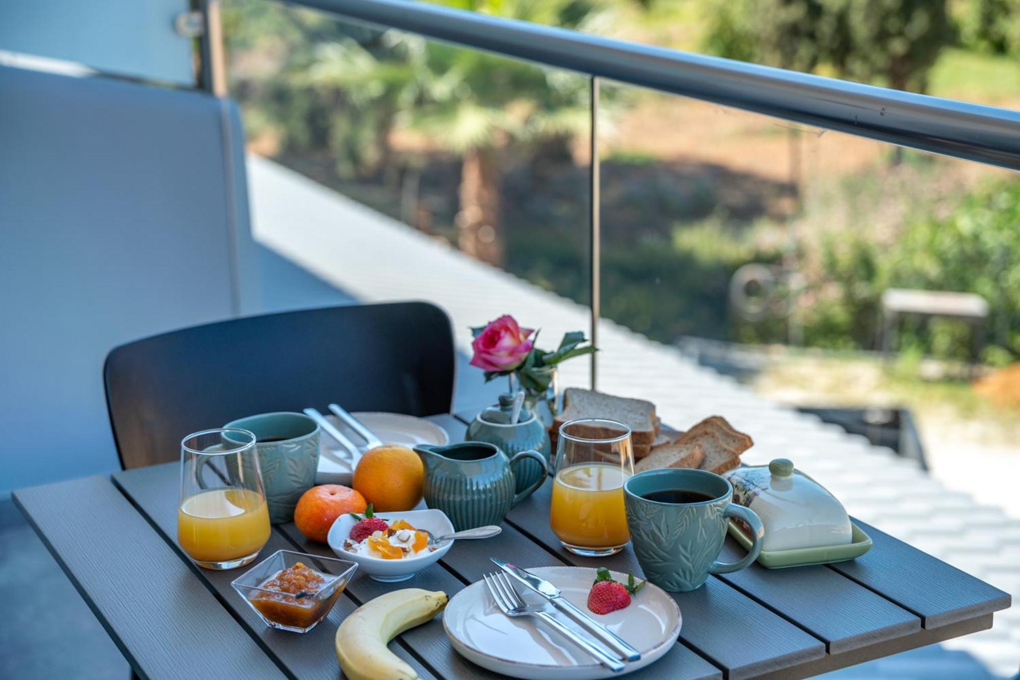 Litinakis Studios Sea View & Litinakis Studios Garden View 700 Meters Away Agia Marina 外观 照片