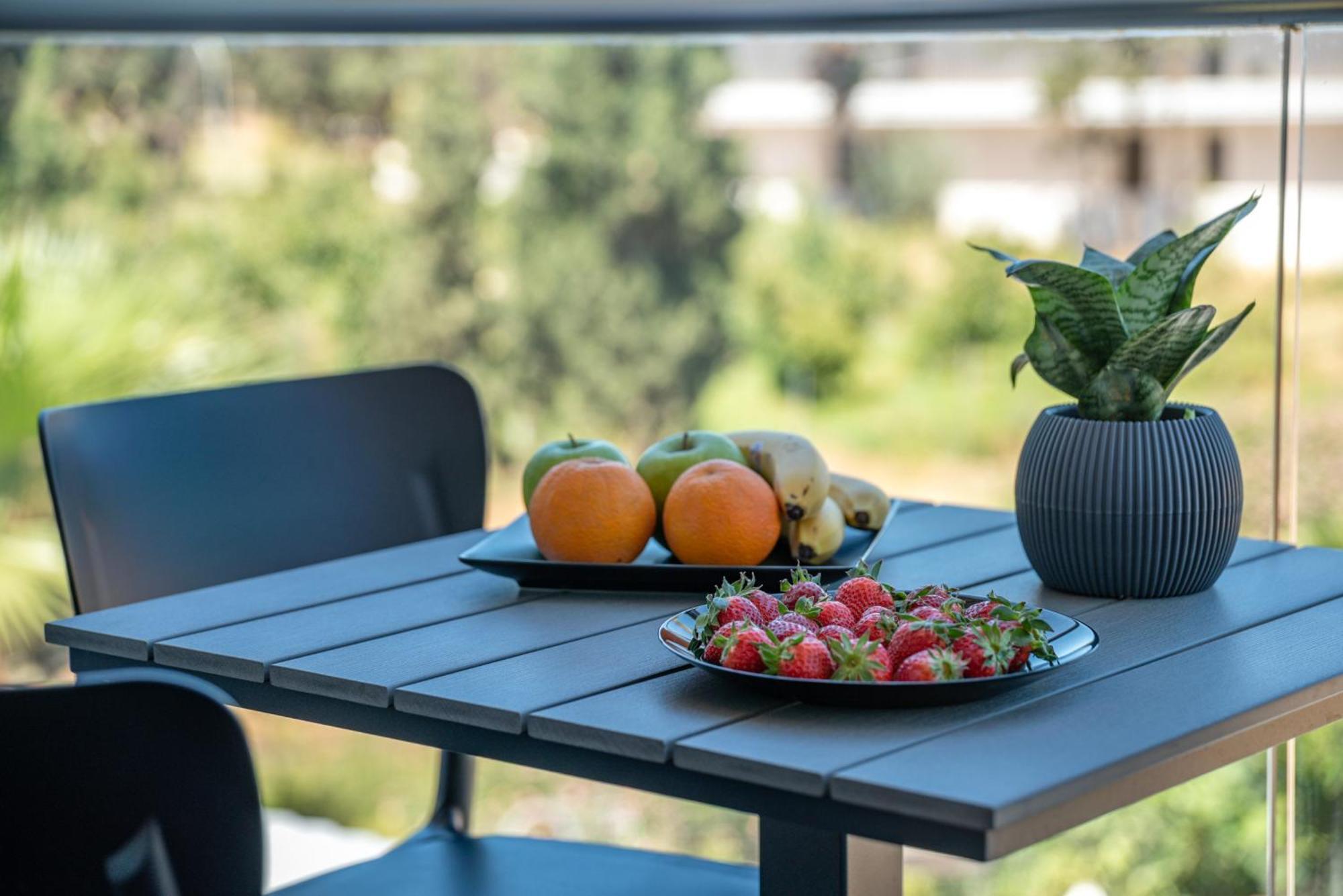 Litinakis Studios Sea View & Litinakis Studios Garden View 700 Meters Away Agia Marina 外观 照片